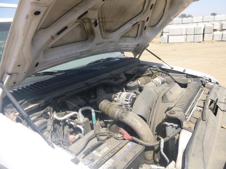 2005-ford-f450-image-32