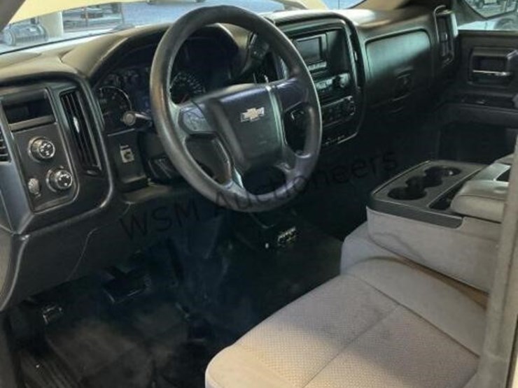 2015-chevrolet-silverado-1500-image-24