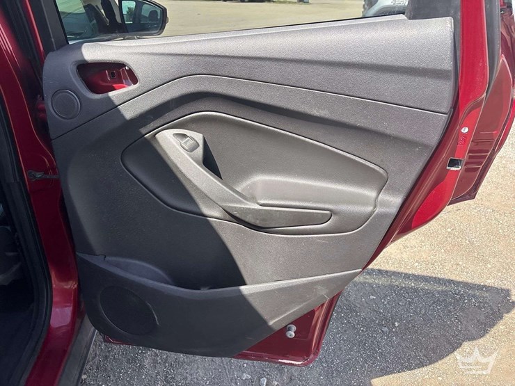 2014-ford-escape-image-23