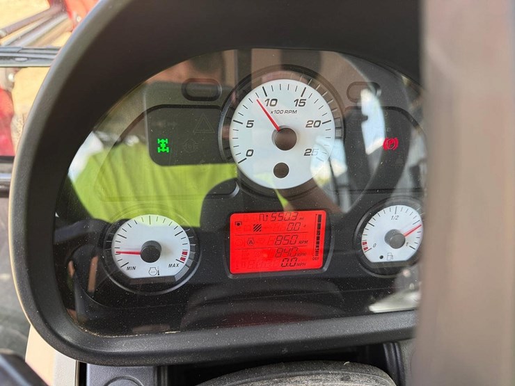 2020-massey-ferguson-4710-image-22