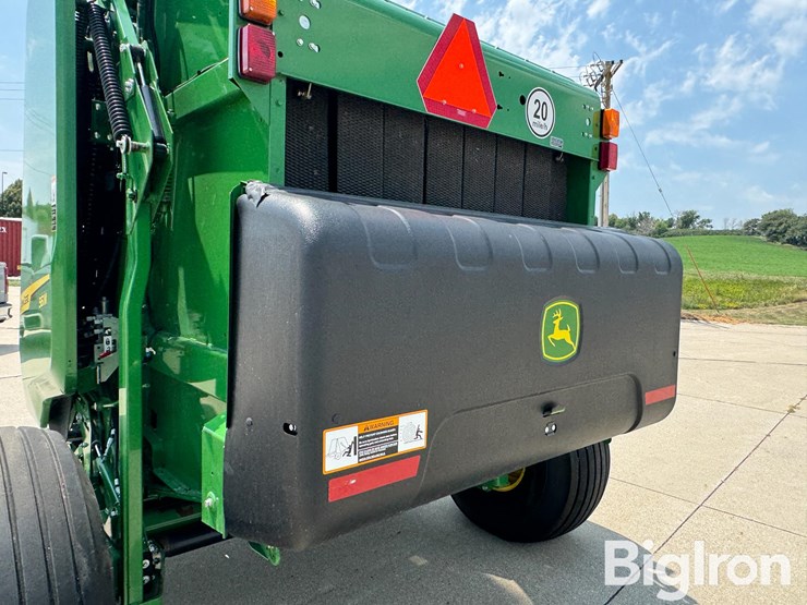 2024-john-deere-561m-image-19