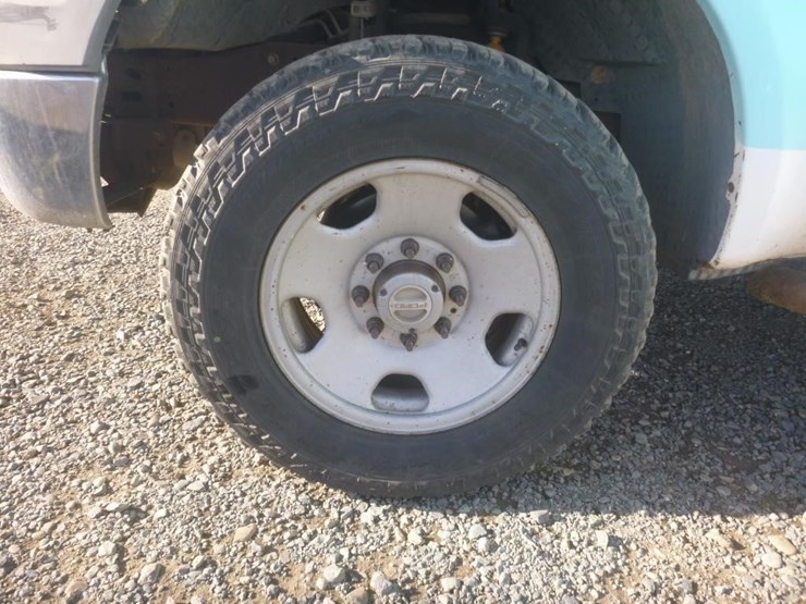 2006-ford-f350-image-16