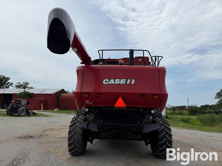 2008-case-ih-7010-image-6