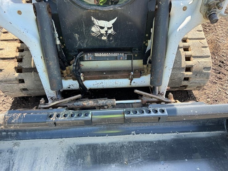 2020-bobcat-t66-image-11