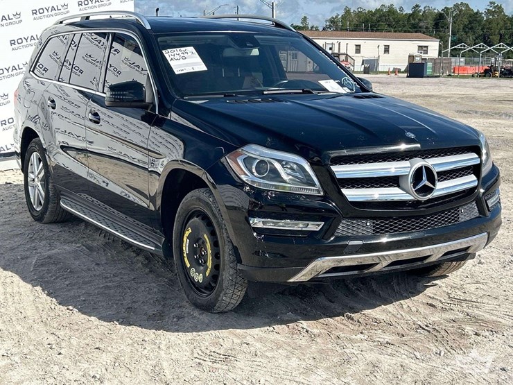 2016-mercedes-benz-gl-350-awd-suv-image-2