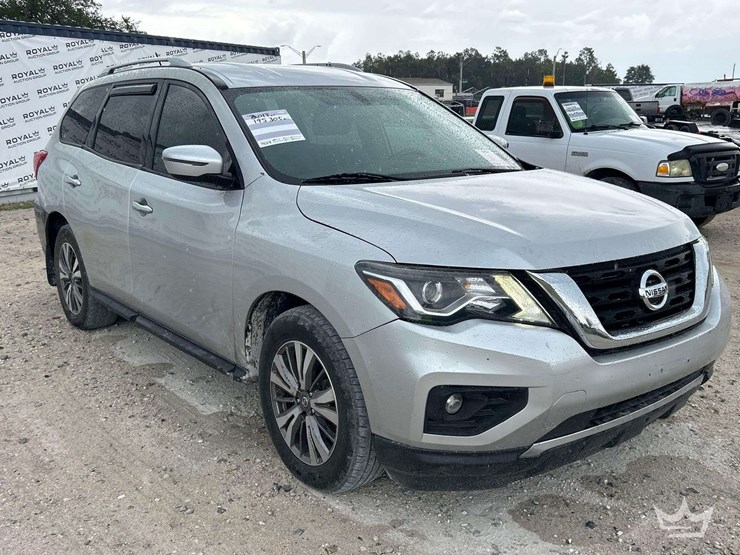 2018-nissan-pathfinder-image-2