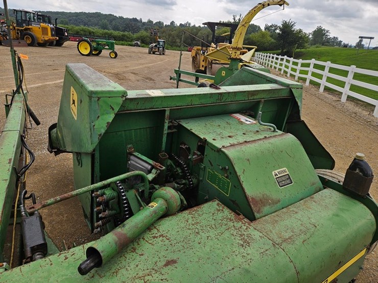 john-deere-3800-image-26