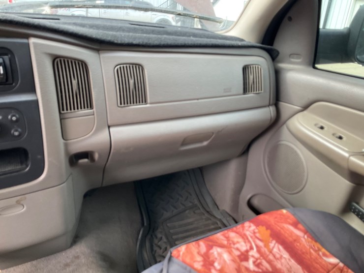 2003-dodge-2500-image-102