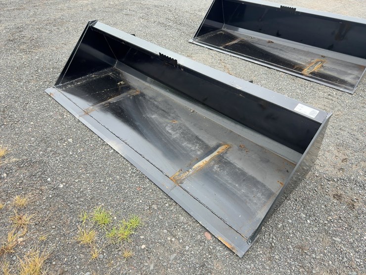 84"-gp-bucket-image-1