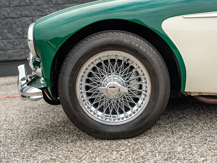 #108-•-offered-at-no-reserve-|-1961-austin-healey-3000-mark-i-image-18