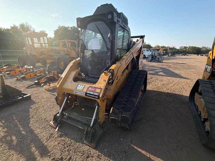 2018-caterpillar-299d2-xhp-image-1