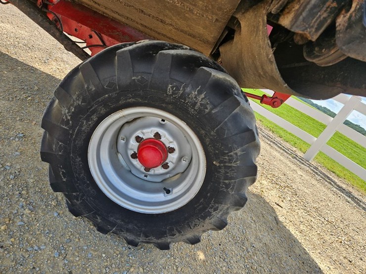 case-ih-8610-image-28
