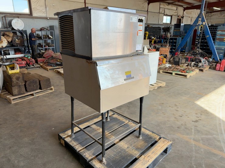 manitowoc-ice-maker-image-3