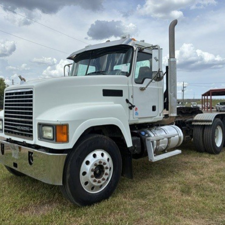 2018 KENWORTH T800