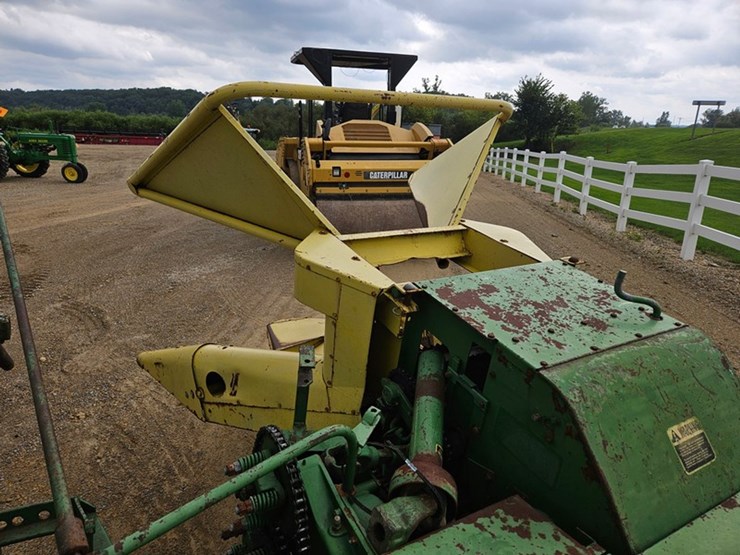 john-deere-3800-image-25