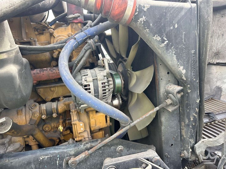 1995-kenworth-t400-image-11