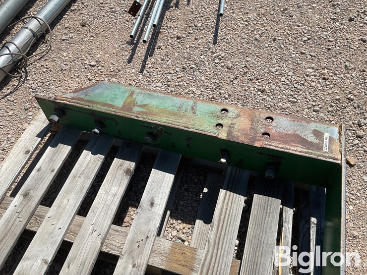 john-deere-43-image-11
