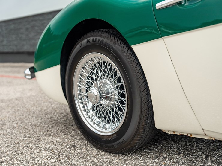 #108-•-offered-at-no-reserve-|-1961-austin-healey-3000-mark-i-image-22