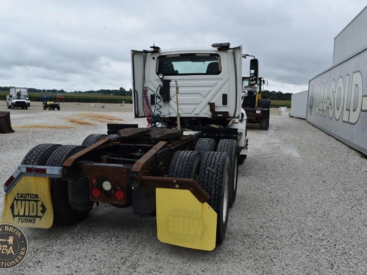 2014-international-prostar-image-15