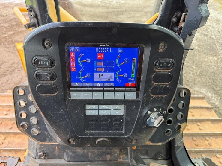2014-komatsu-d39px-23-image-24