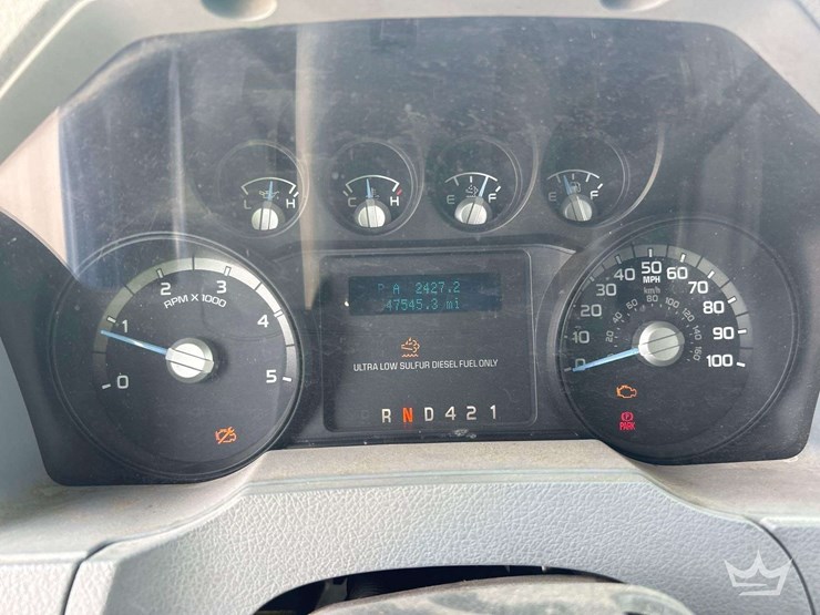 2010-ford-f750-image-21