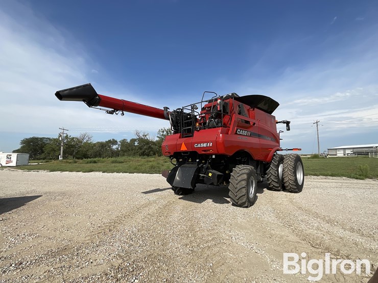 2015-case-ih-8240-image-5