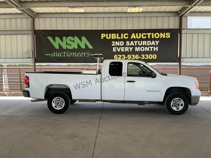 2008-gmc-sierra-2500hd-image-1