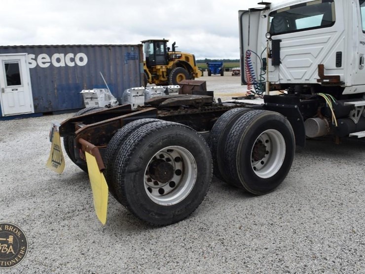 2014-international-prostar-image-20