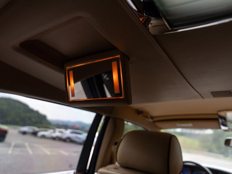 #110-•-2014-rolls-royce-phantom-sedan-image-69