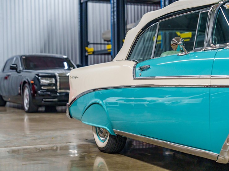 #100-•-1956-chevrolet-bel-air-convertible-image-35