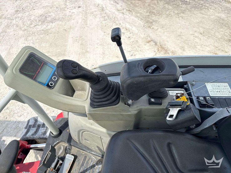2022-takeuchi-tb225-image-29