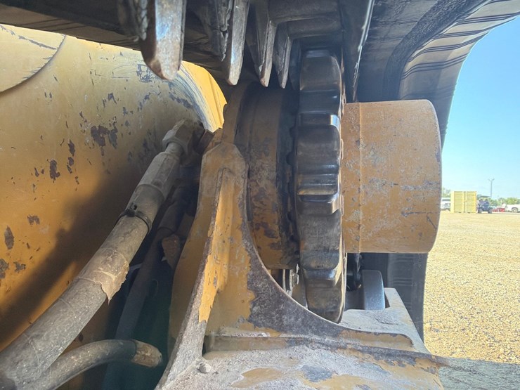 2019-caterpillar-259d-image-12