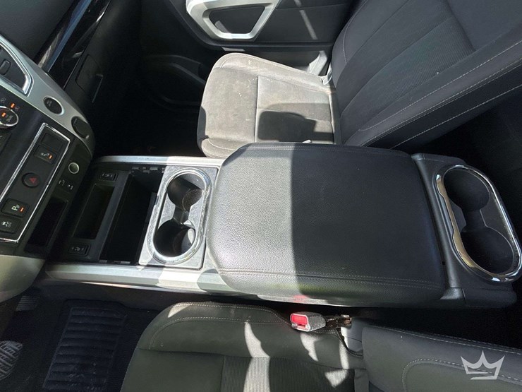 2018-nissan-titan-image-16