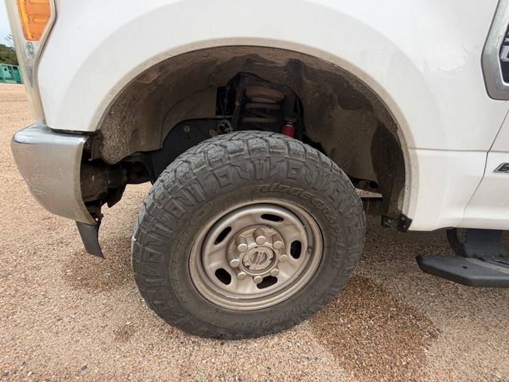 2017-ford-f250-image-16