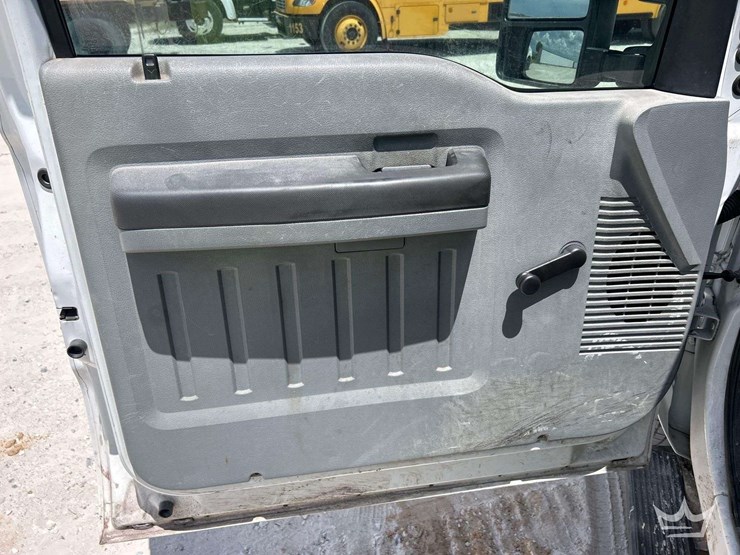 2013-ford-f250-image-21