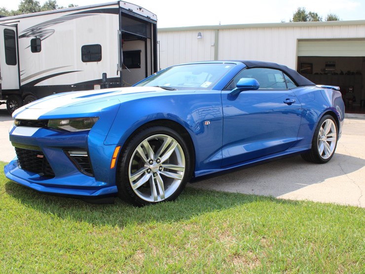 #147-•-offered-at-no-reserve-|-2017-camaro-ss-convertible-image-2