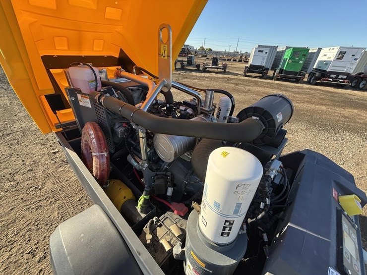 2023-atlas-copco-xas188-image-18