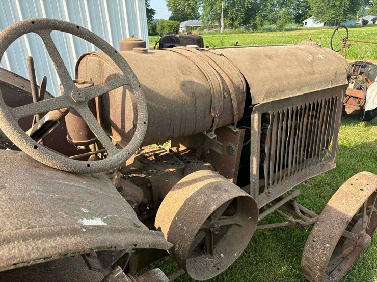 mccormick-deering-22-36-image-14