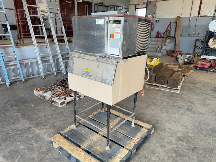 manitowoc-ice-maker-image-1