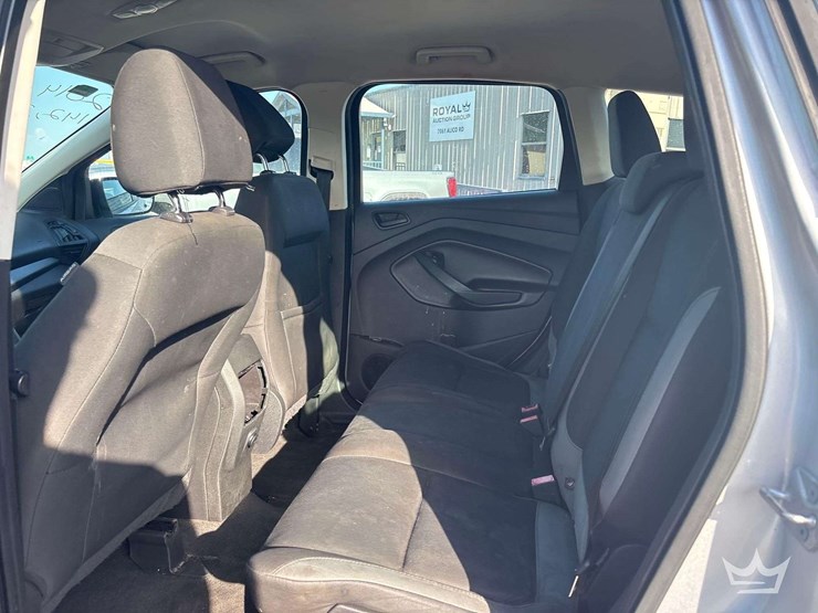 2014-ford-escape-image-19