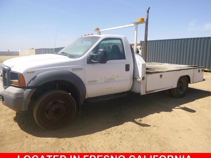 2005-ford-f450-image-1