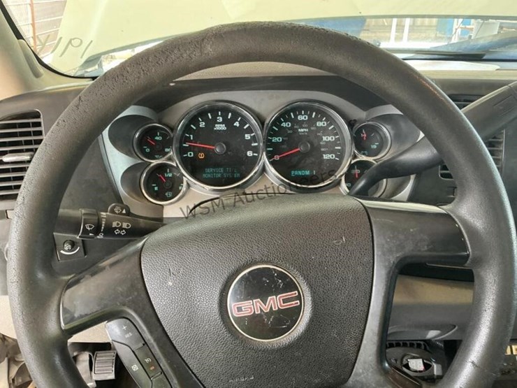 2008-gmc-sierra-2500hd-image-16