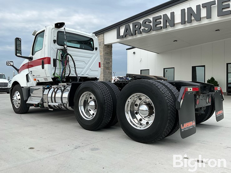 2019-international-lt-image-7