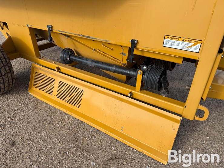 2014-haybuster-h1000-image-12