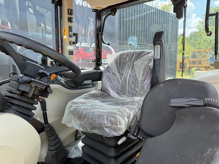 2020-massey-ferguson-4710-image-20