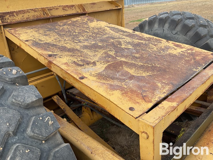 ashland-12-yard-pull-type-scraper-image-20