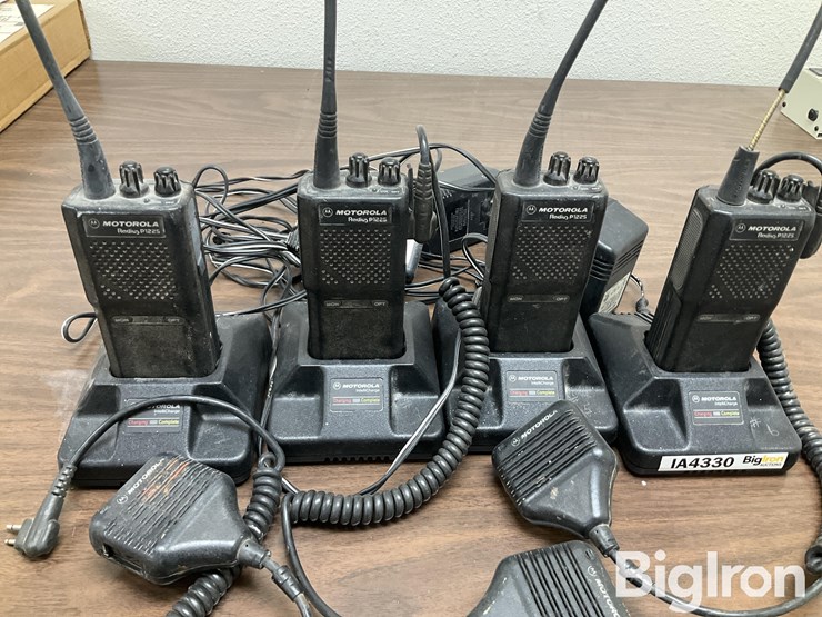 2-way-radio-image-10