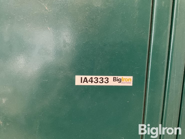 3-connected-lockers-image-14