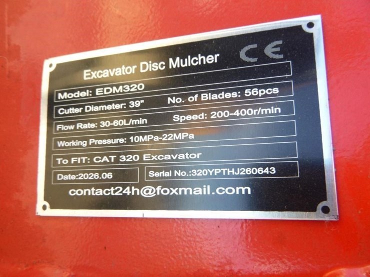 caterpillar-320-image-8