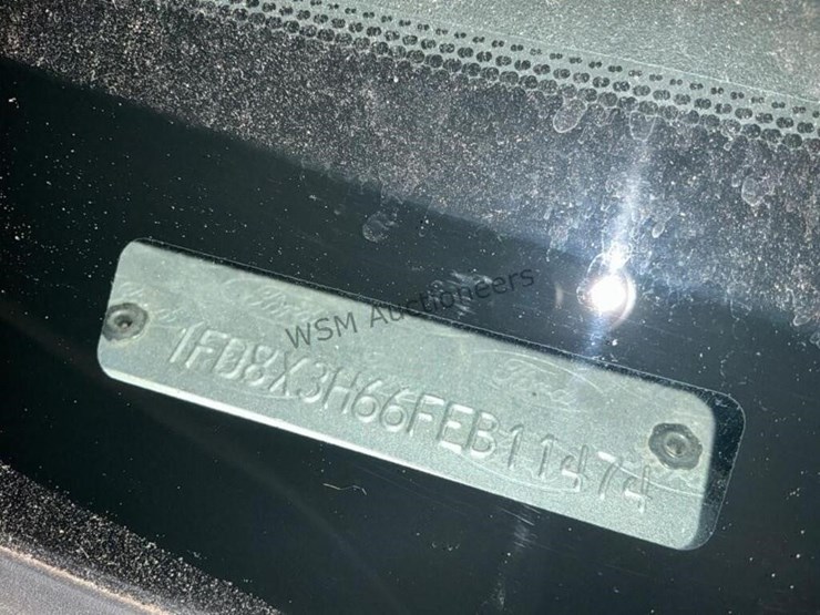 2015-ford-f350-image-18